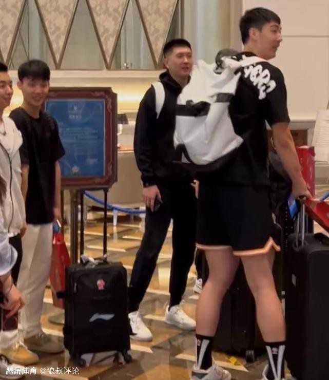 亚洲欧美一区二区精品久久久