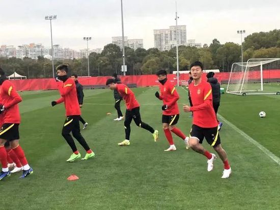 国产自产在线视频一区